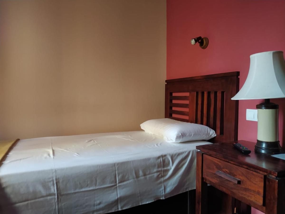 Hotel Cabo Ortegal Cariño Esterno foto